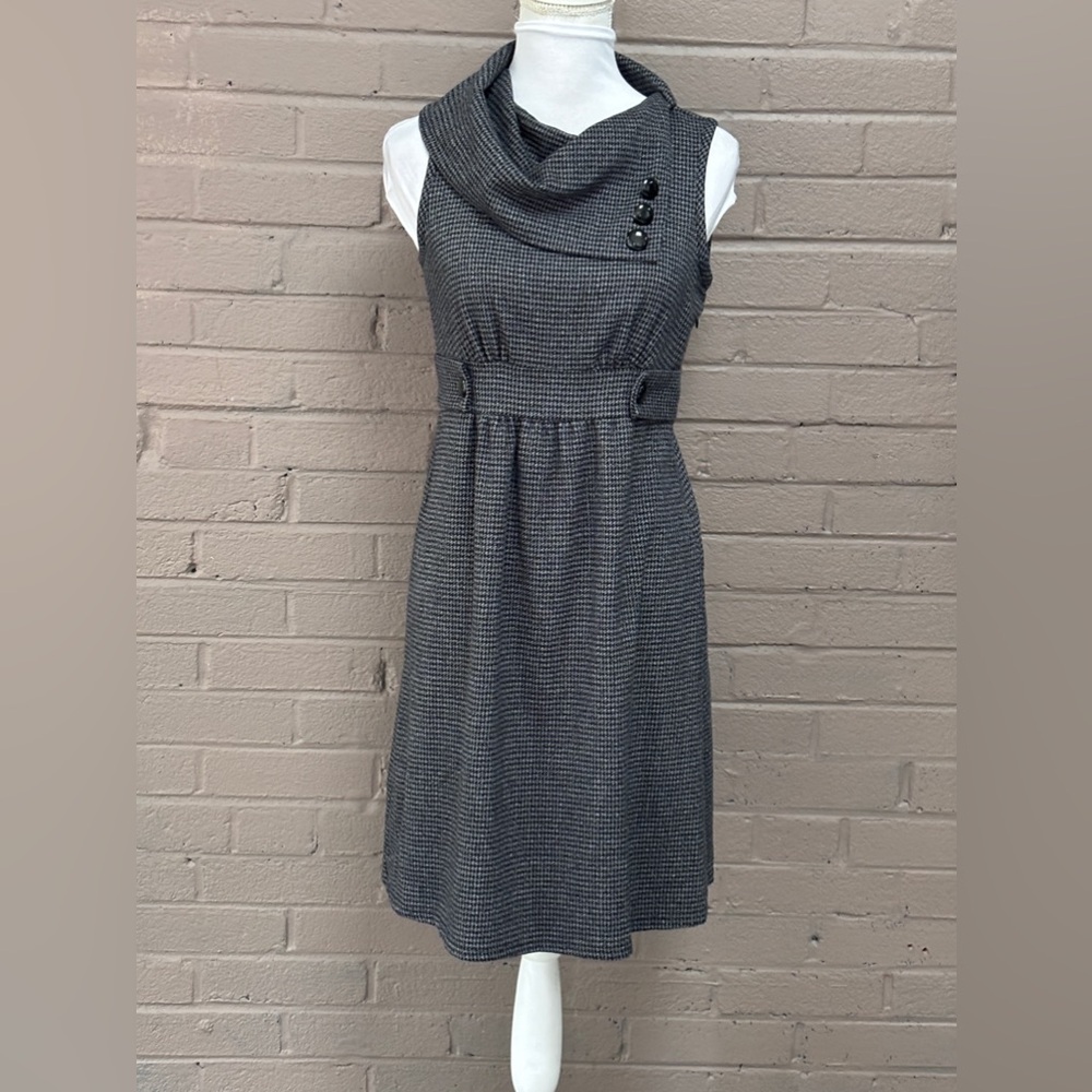 Maurice’s  gray and black sleeveless dress 5/6